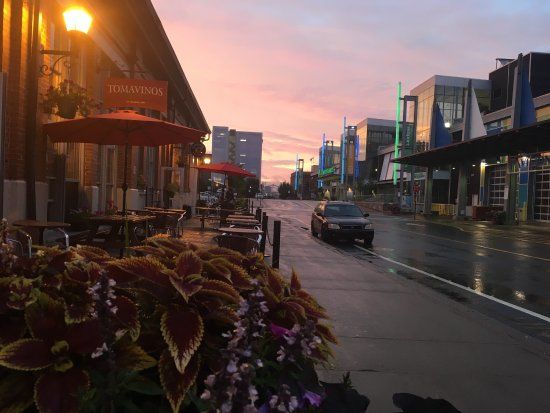 Tomavinos Ristorante